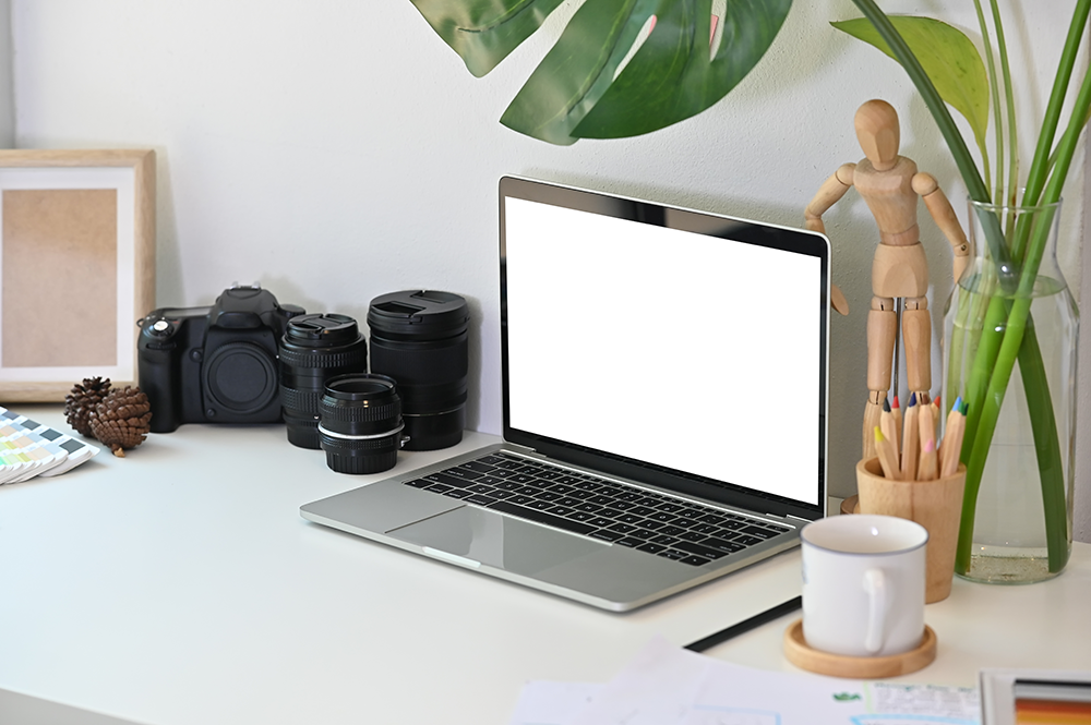 Andrea Inks tech assistance, photography, web design